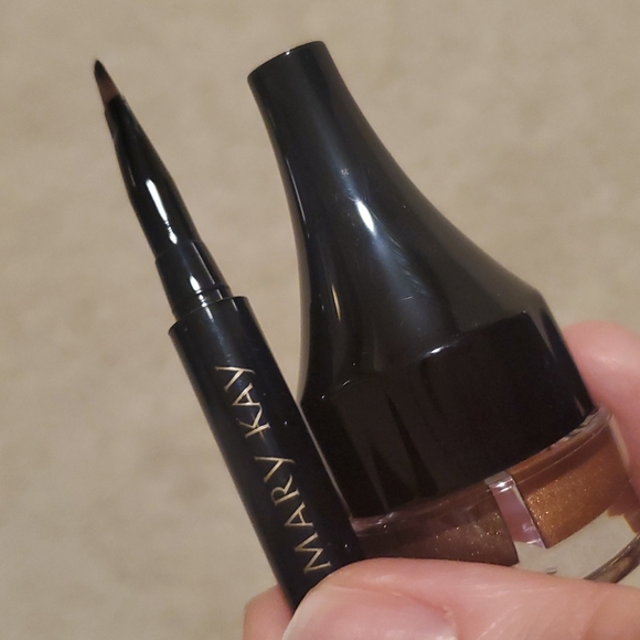 *3/$30* Mary Kay Gel Liner Duo Dramatic Gold NIB Rare Special Edition - Picture 4 of 4